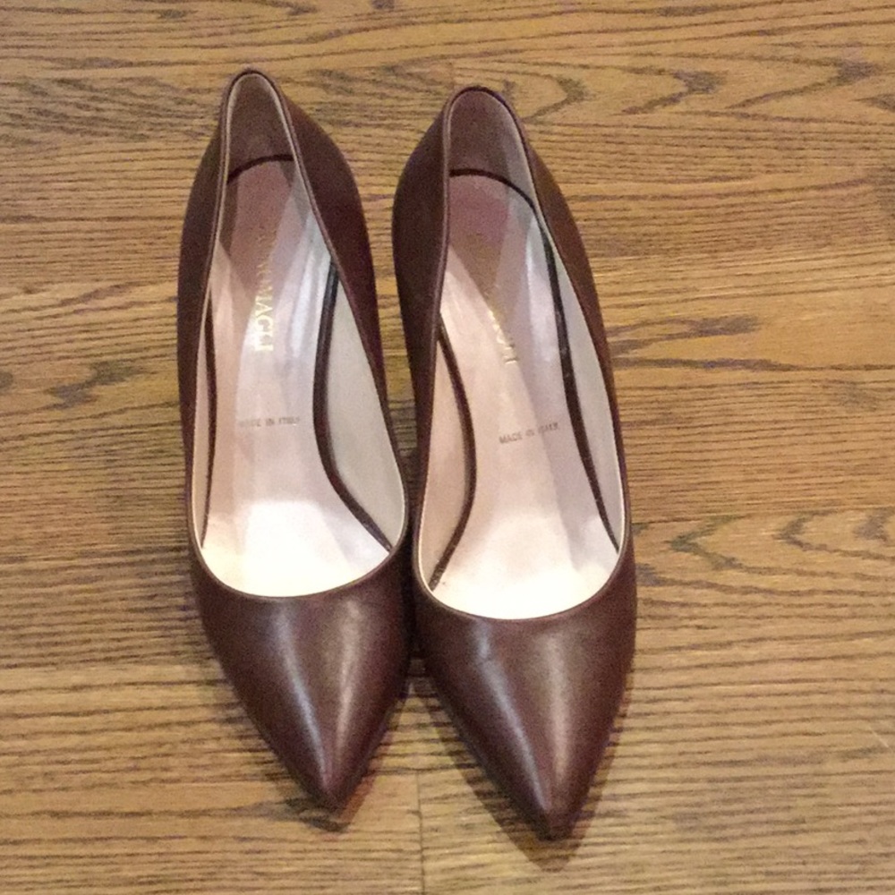 Beautiful Bruno Magli heels